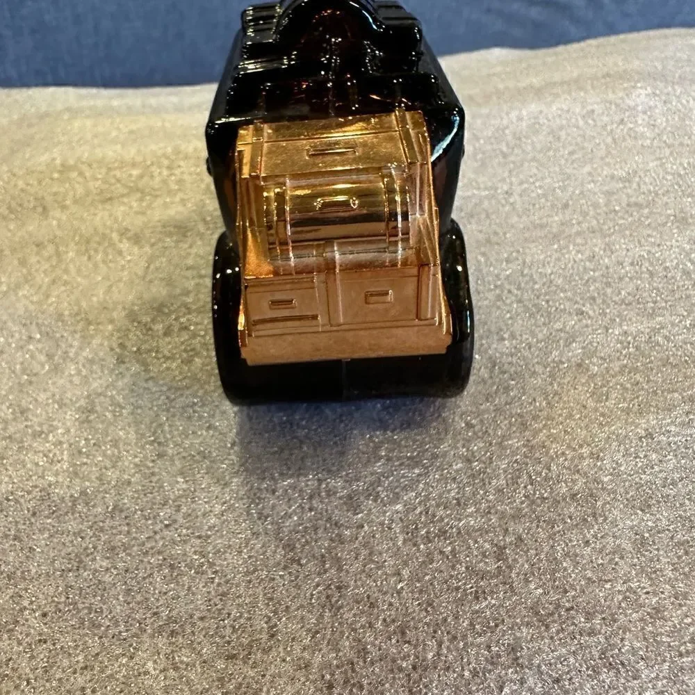Vintage 1970s Avon Stagecoach Wild Country Aftershave 5 Fluid Ounce Decanter